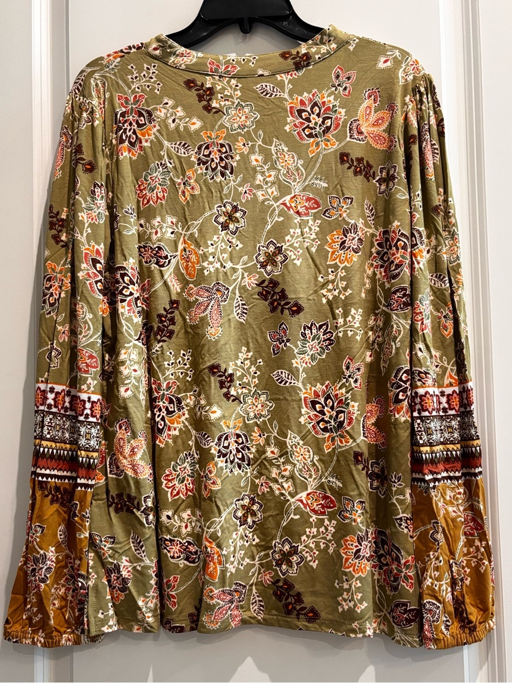 NWT Belle Boho Kim Gravel Olive Floral Boho Peasant Top Large boutique-style top - Picture 6 of 6